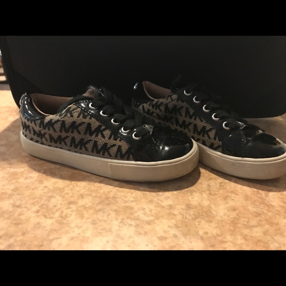 MK TENNIS SHOES!!!!